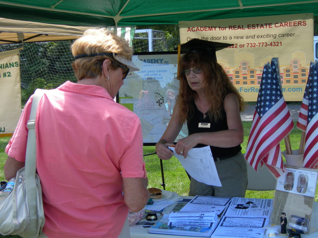 Events Lacey Day at Gillis Park ACADEMY for REAL ESTATE CAREERS